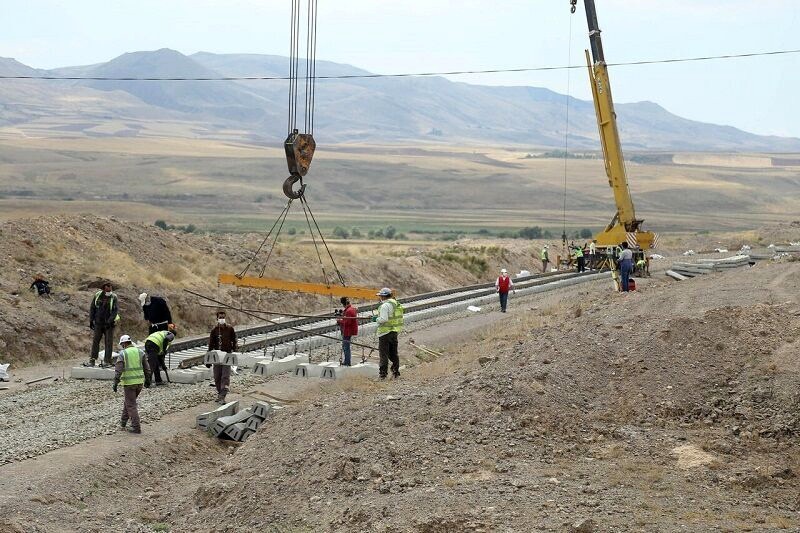 پیگیری آخرین وضعیت پیشرفت فیزیکی پروژه راه آهن خراسان جنوبی